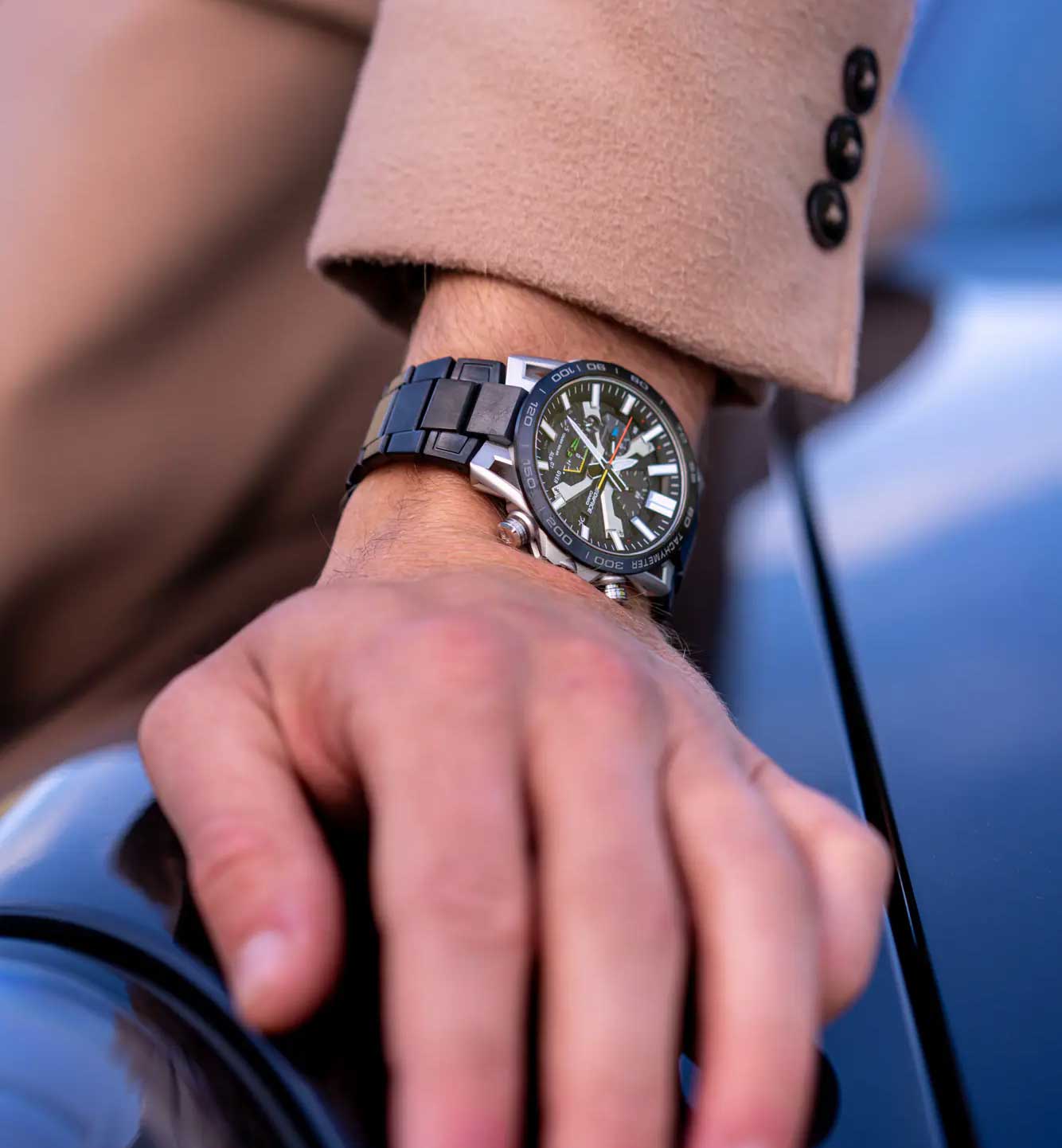 Наручные часы Casio EQB-2000DC-1A. Фото 2.