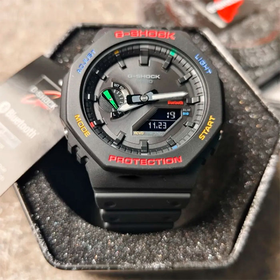 Наручные часы Casio GA-B2100FC-1A. Фото 1.
