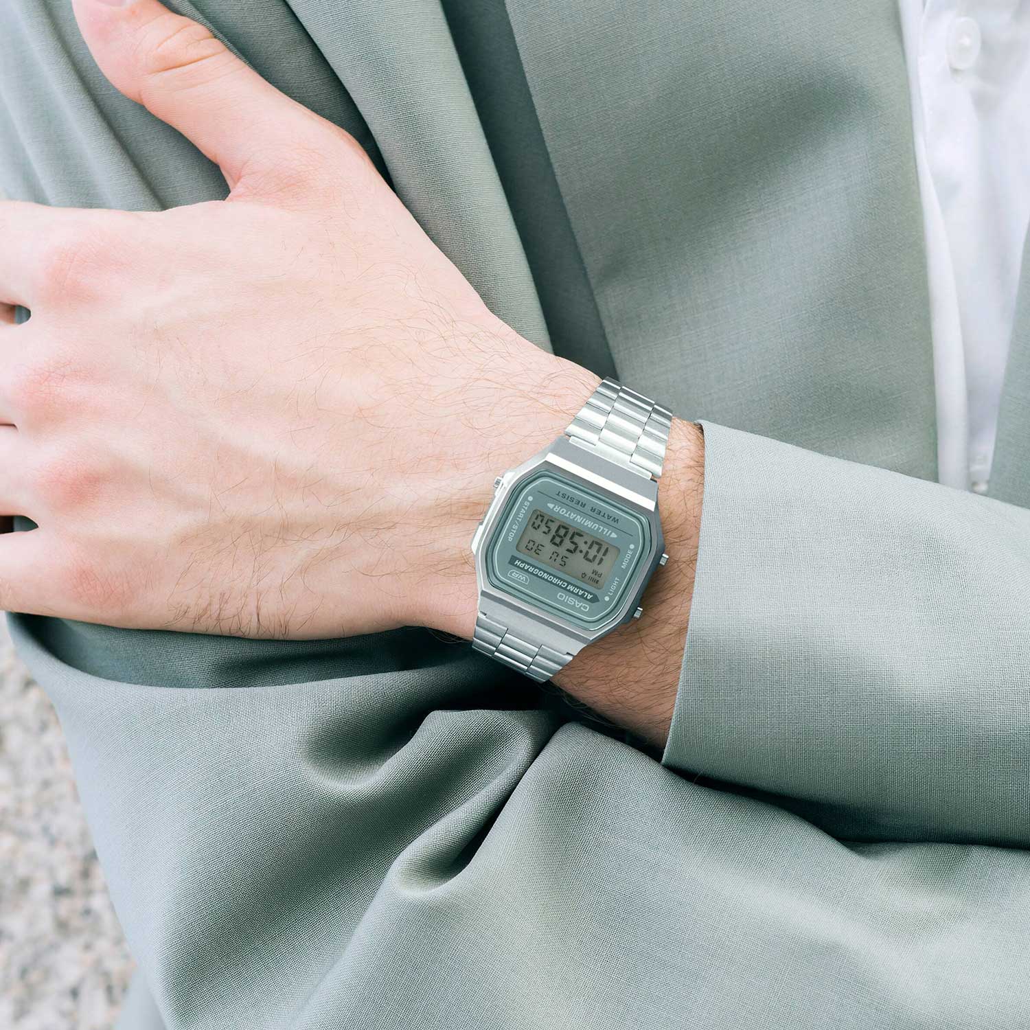 Наручные часы Casio A168WA-3A. Фото 1.