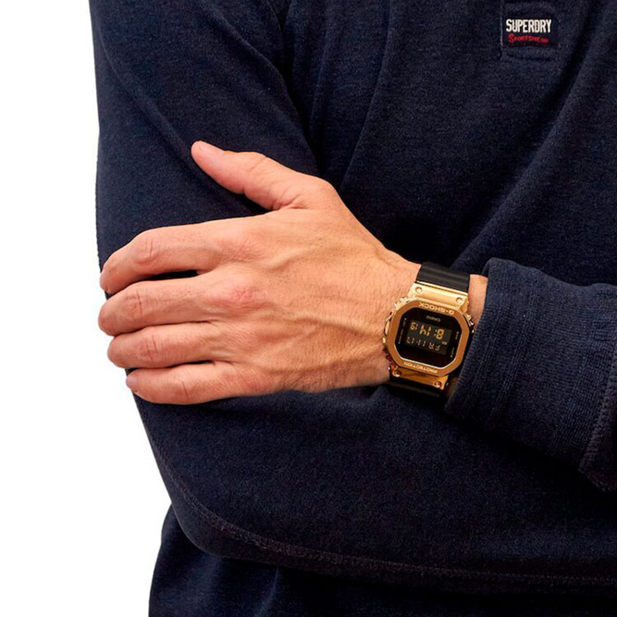 Наручные часы Casio GM-5600UG-9. Фото 7.