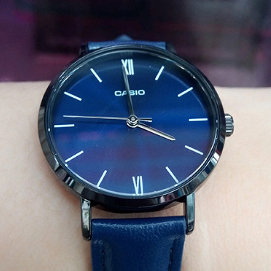 Наручные часы Casio LTP-VT02BL-2A. Фото 1.