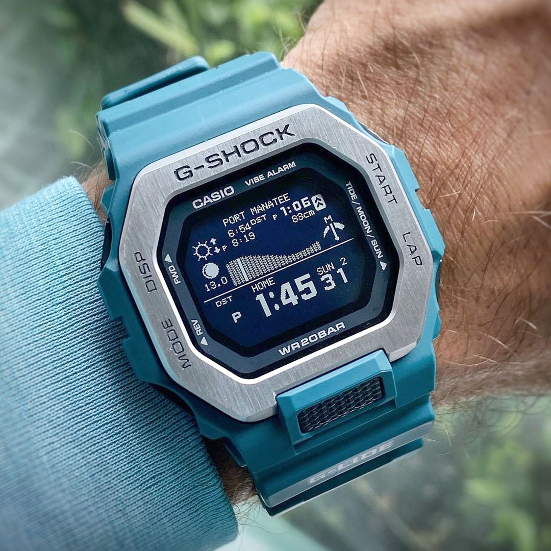 Наручные часы Casio GBX-100-2. Фото 3.