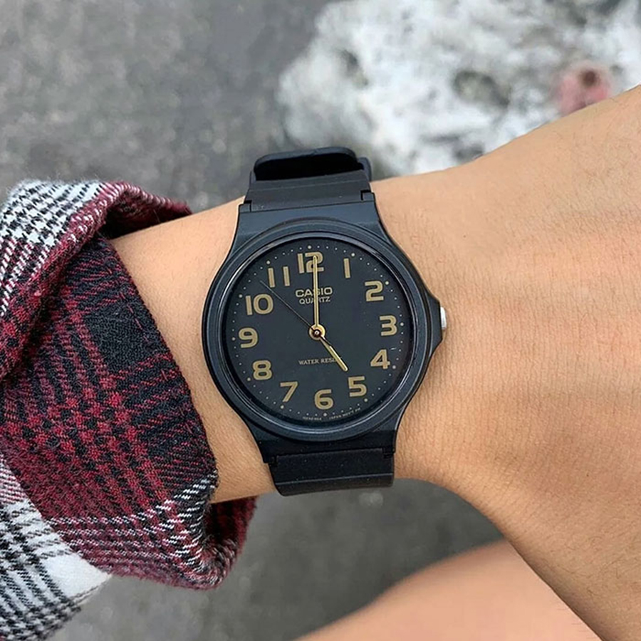 Наручные часы Casio MQ-24-1B2. Фото 5.