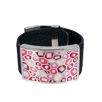 Браслет на кожаном черном ремешке